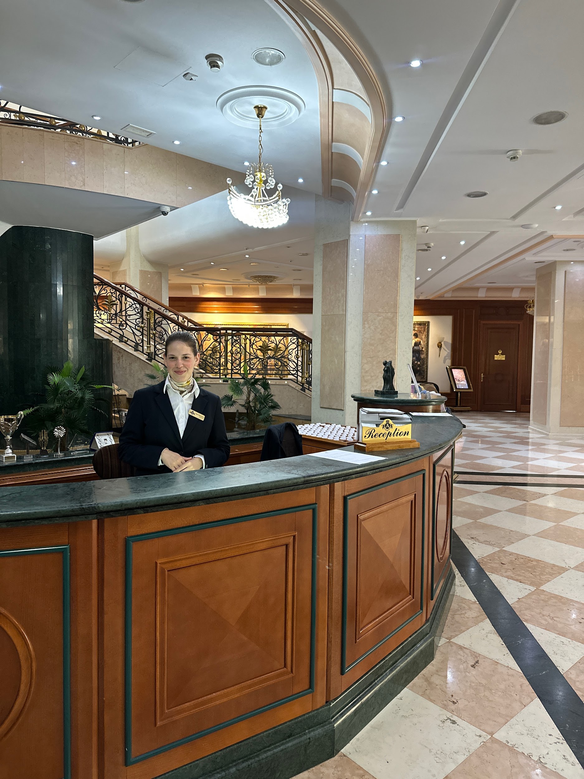 Гост предавач: Осигурање у хотелијерству – OGLASI ČAJETINA