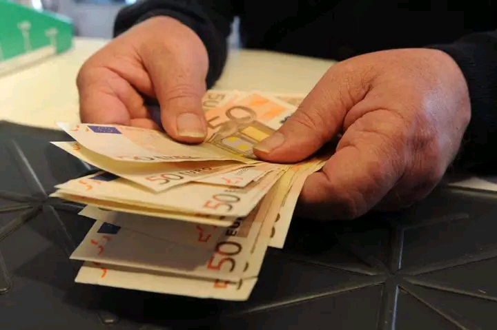 Krediti od 1.000 € do 350.000 €,