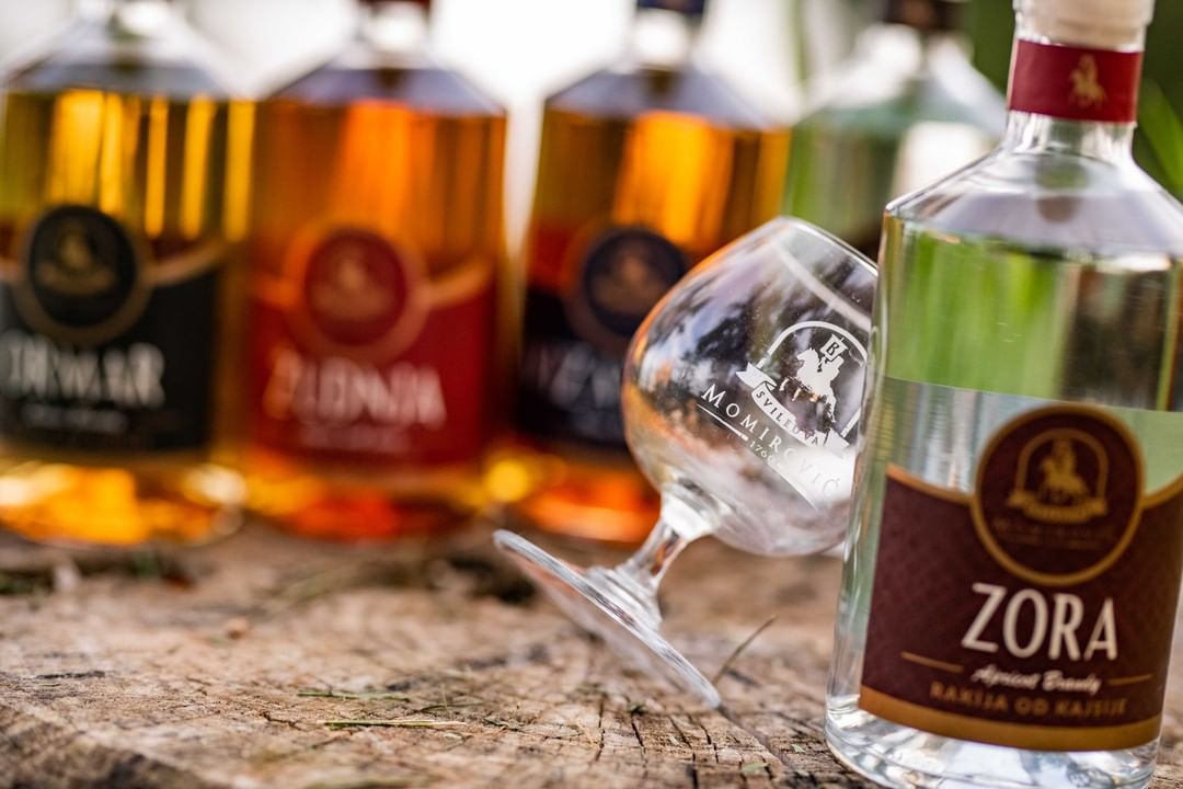 Rakija – koliko je zdrava? Evo kod kojih 8 tegoba pomaže domaća rakija – OGLASI KOCELJEVA