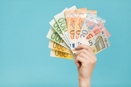 Pozajmice do 3,000 eura ima 1,000.000 EURO.