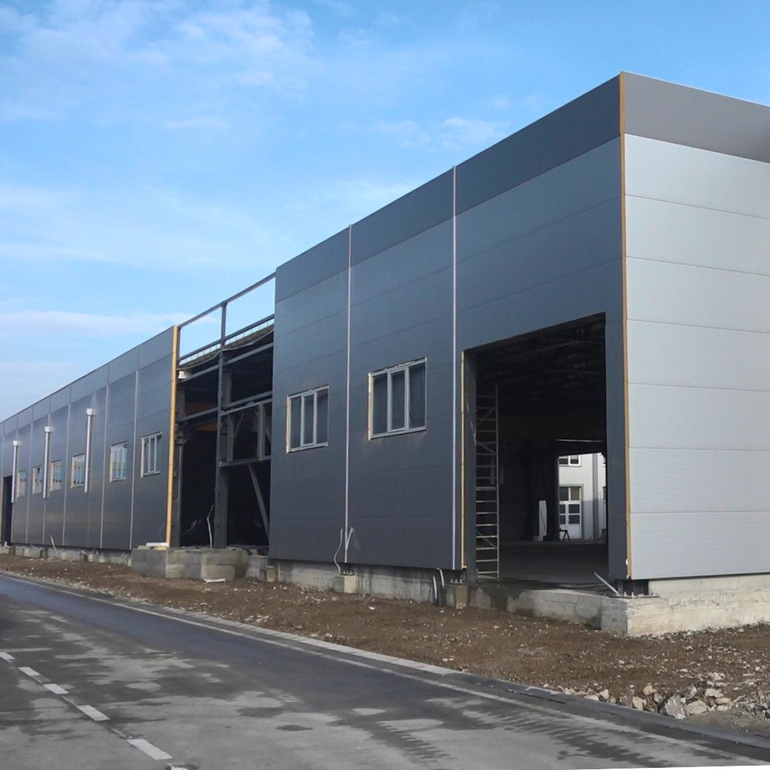Završna faza izgradnje novog pogona za proizvodnju konstrukcija za solarne elektrane – OGLASI KRALJEVO