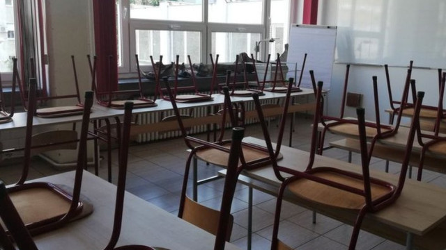 Učenik osmog razreda nožem izbo devojčicu u školi – OGLASI MALO CRNIĆE