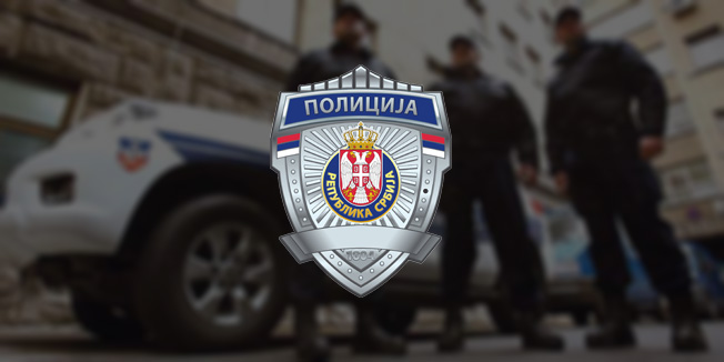 Uhapšen tinejdžer koji je osumnjičen da je pretukao oca sa bebom na Vračaru: Određen mu pritvor do 30 dana – OGLASI SREMSKA MITROVICA