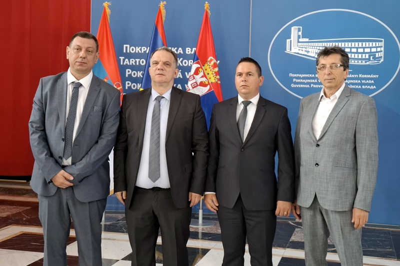 СТАНКОВИЋ, МАРКОСКИ И ОТОТ РАЗГОВАРАЛИ О СТАЊУ У ШКОЛСТВУ И НОРМАЛИЗАЦИЈИ НАСТАВЕ У АП ВОЈВОДИНИ – OGLASI ŽABALJ